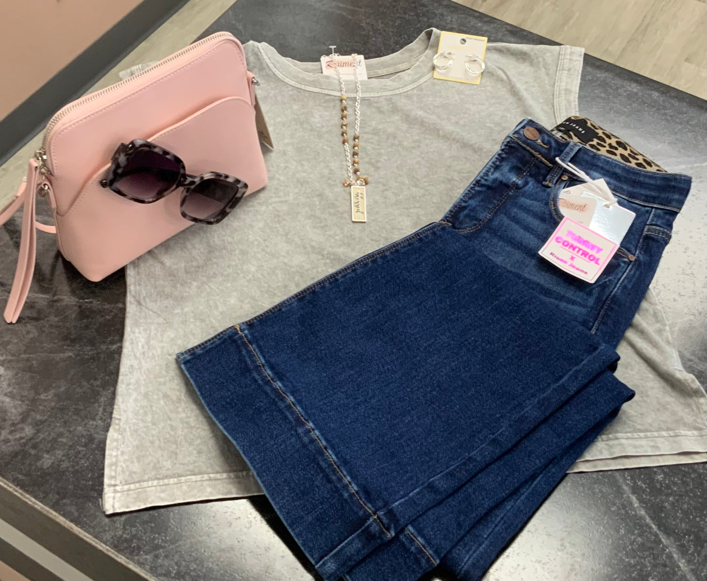 Lived~In Luxe Tee GRAY