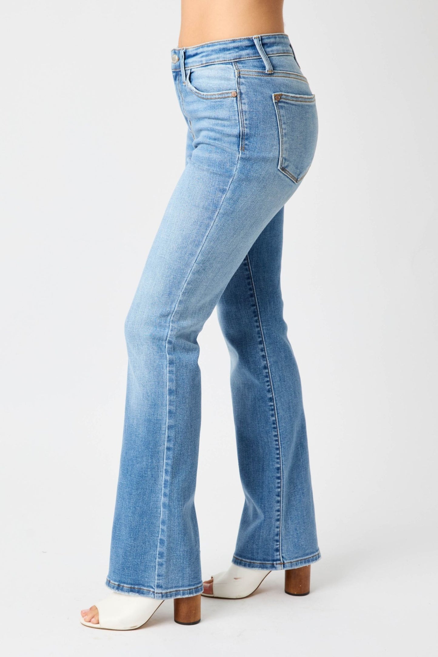 JUDY BLUE Vintage Bootcut MR 32"