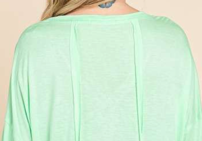 Exposed Seam Button Detail MINT