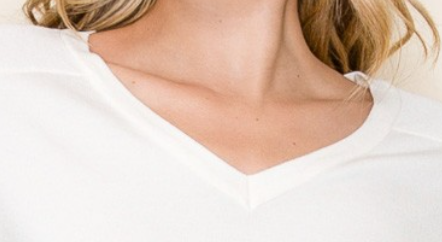 Classic V~Neck Sweater IVORY