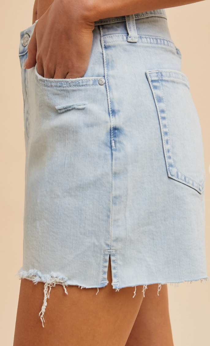 Comfort Stretch Distress Shorts LIGHT