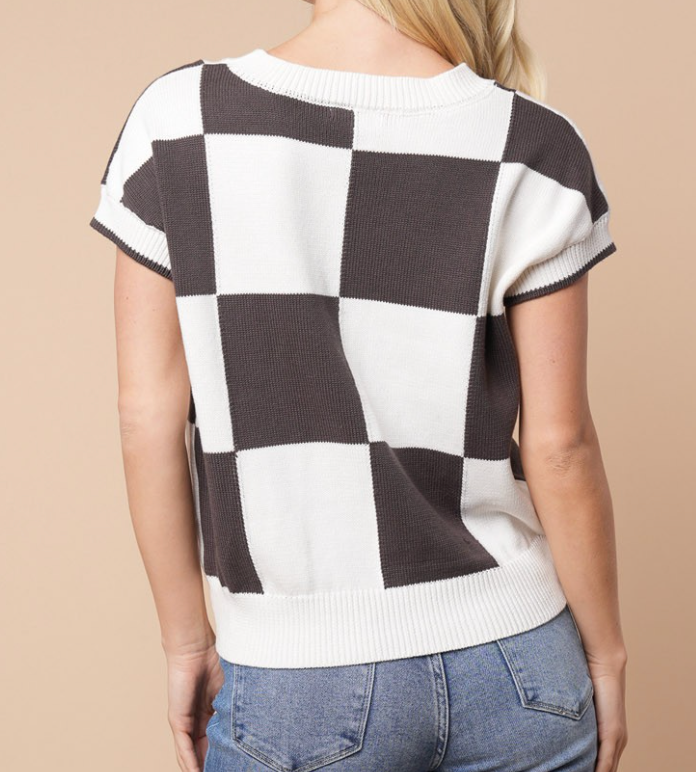 Sleeveless Checkered Knit Sweater B&W