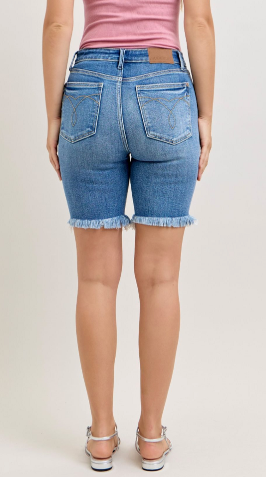 JUDY BLUE Bermuda Shorts HR 8"