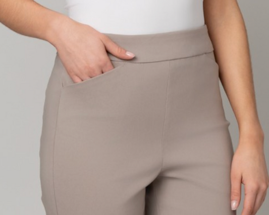 Effortless Edge Crop Pant 25" KHAKI