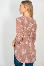 Load image into Gallery viewer, 3/4 Sleeve Floral Print Knit MAUVE
