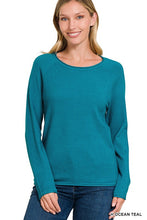 Load image into Gallery viewer, Viscose Round Neck Sweater TEAL
