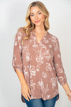 Load image into Gallery viewer, 3/4 Sleeve Floral Print Knit MAUVE
