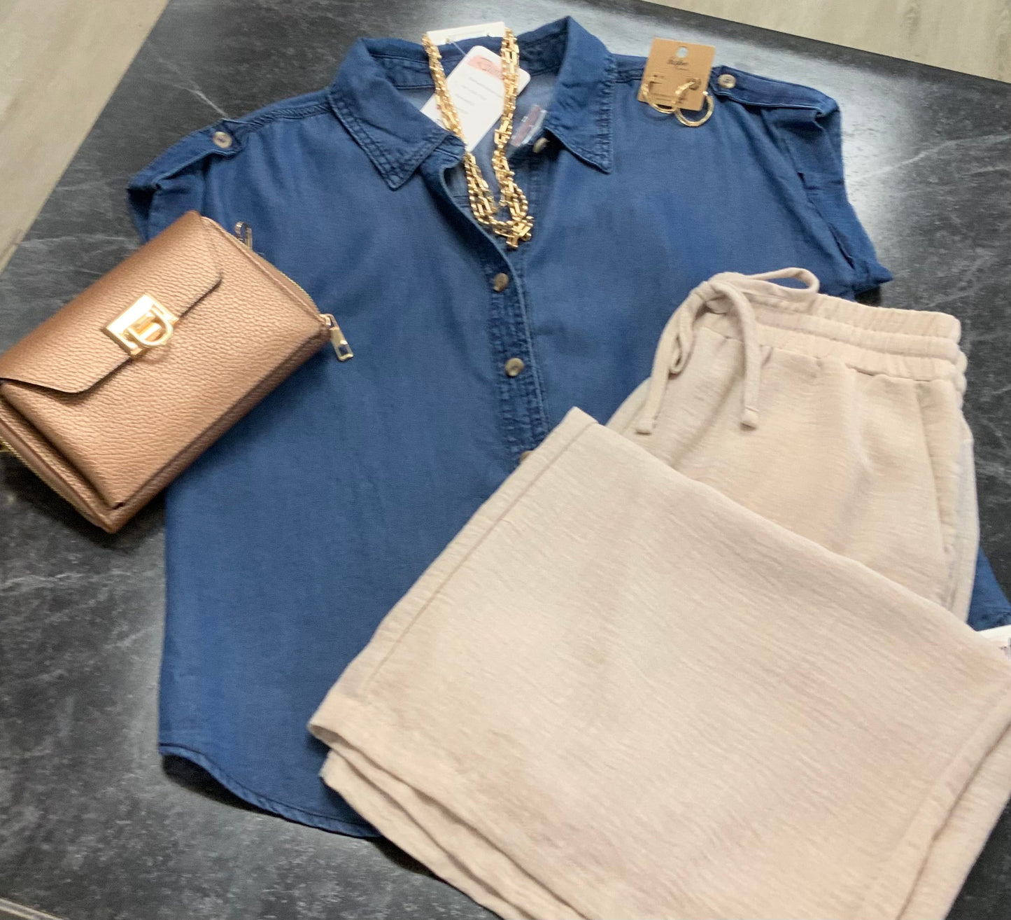 Everyday Chambray Button Down