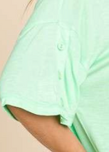 Load image into Gallery viewer, Exposed Seam Button Detail MINT
