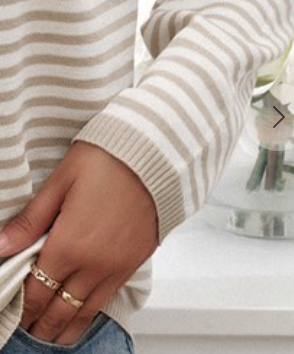 Round Neck Striped Sweater IVORY