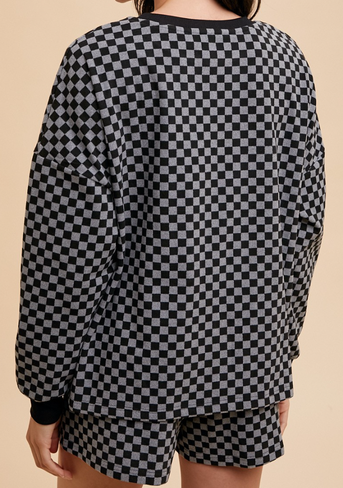 Checkered Brushed Pullover & Shorts Set
