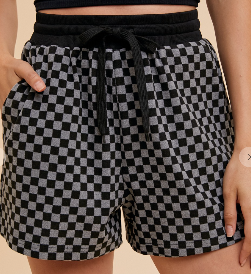 Checkered Brushed Pullover & Shorts Set
