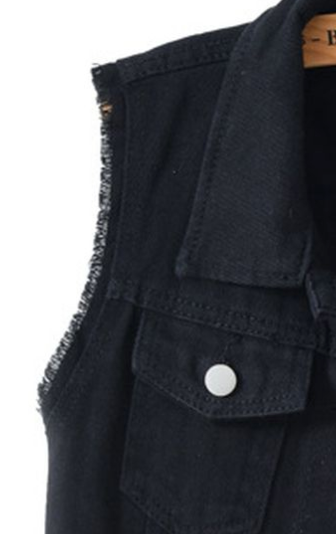 Cropped Raw Hem Vest BLACK
