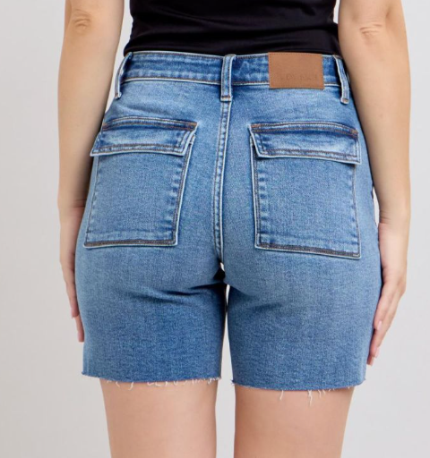 JUDY BLUE Bermuda MR Shorts 6.75"