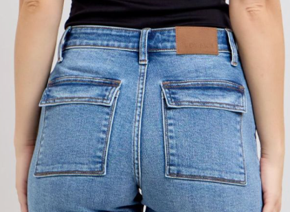 JUDY BLUE Bermuda MR Shorts 6.75"