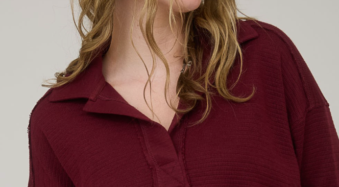 Exposed Seam Textured Polo WINE