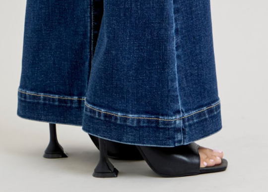 JUDY BLUE PETITE Trouser Flare HW 30"