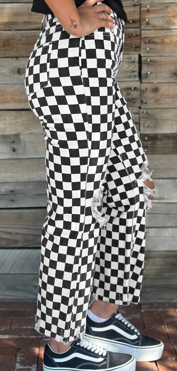 Checkered Distressed Cropped Jeans B&W
