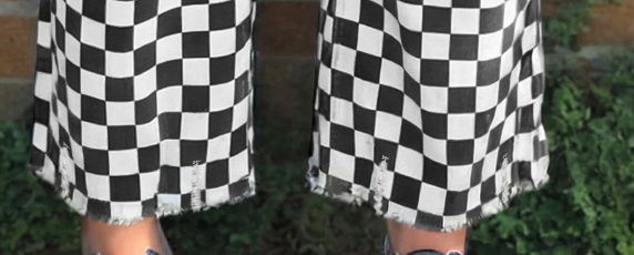 Checkered Distressed Cropped Jeans B&W