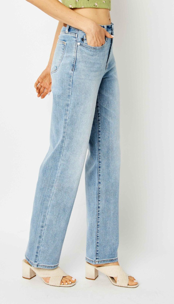 JUDY BLUE Straight Leg HR 32"
