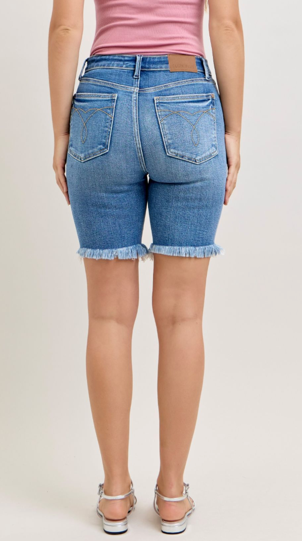 JUDY BLUE Bermuda Shorts HR 8"