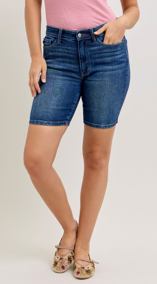 JUDY BLUE Bermuda MR 8"
