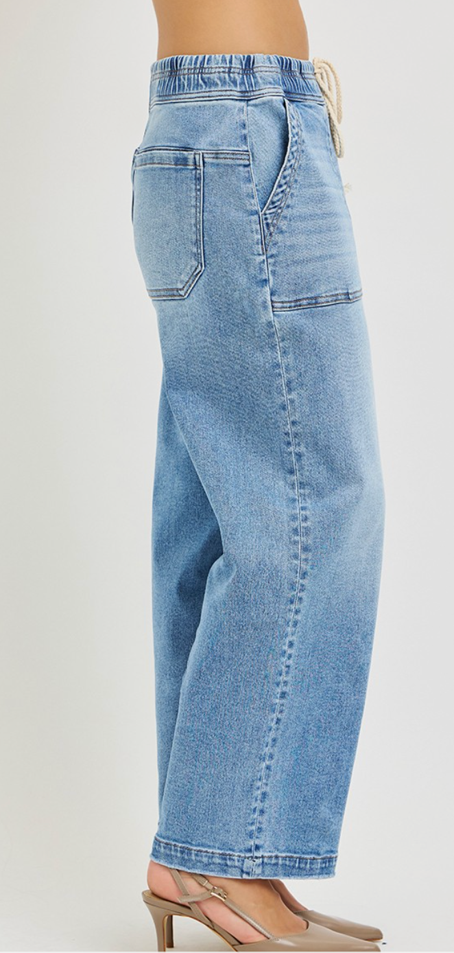 RISEN Elastic Waist Slouchy Crop 27.5"