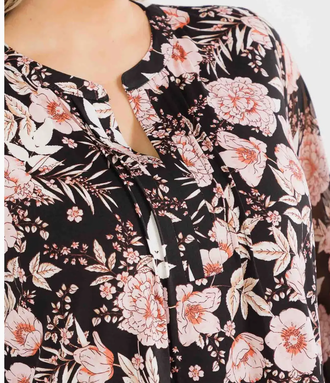 Bloom Pintuck Blouse BLACK