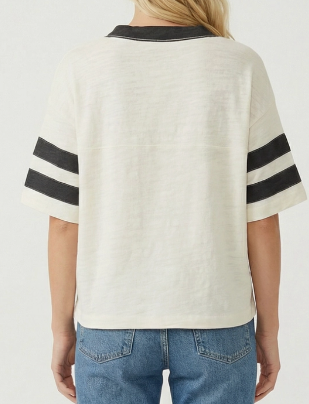 Varsity Weekend V~Neck Tee IVORY