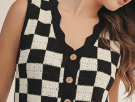 Fast Lane Sweater Tank B&W