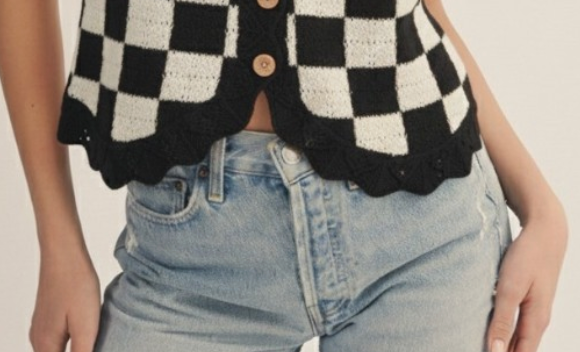 Fast Lane Sweater Tank B&W