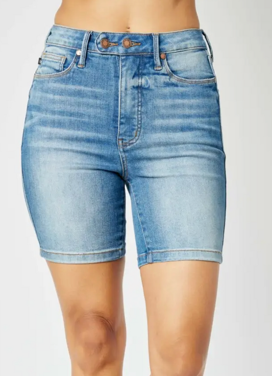 JUDY BLUE Tum Ctrl Bermuda HR 7"