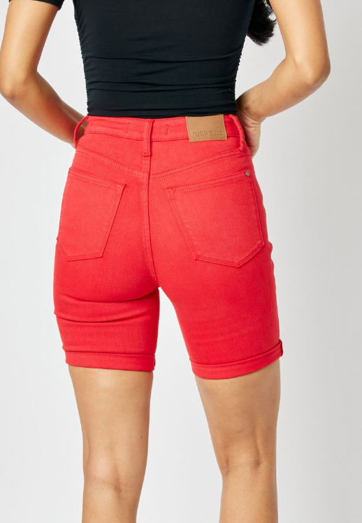 JUDY BLUE Bermuda HR 7.5/9.5" RED
