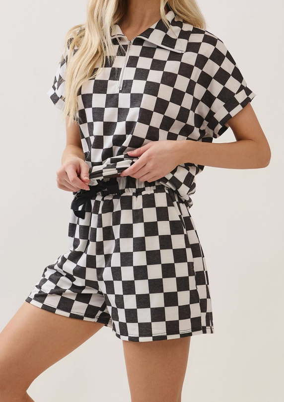 Checkmate Drawsting Shorts B&W