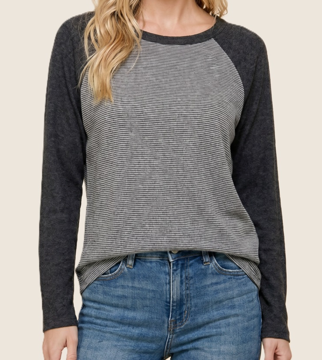 Casual Connection Top CHARCOAL