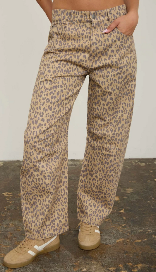 Spotted in Style Barrel Jeans MR 26"