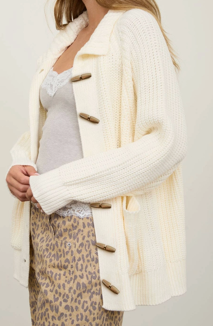 The Chalet Toggle Cardigan IVORY
