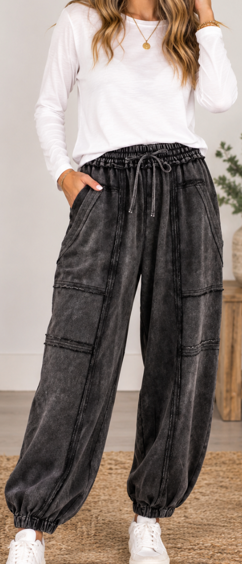 Wander Free Mineral Wash Joggers BLACK