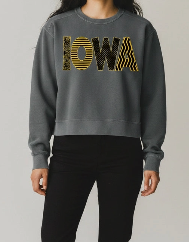 IOWA HAWKEYE Wild Side Crewneck