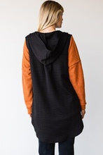 Load image into Gallery viewer, Quilted Solid Longline Vest BLACK

