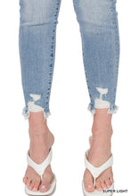 Load image into Gallery viewer, HIGH RISE Distressed Hem Ankle 1702SS
