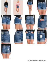 Load image into Gallery viewer, MED1483A Cuffed Double Button Shorts 3&quot;
